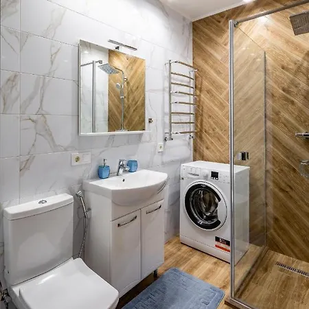 Apartament Romari Гнатюка 3 Lwów Zewnętrze zdjęcie