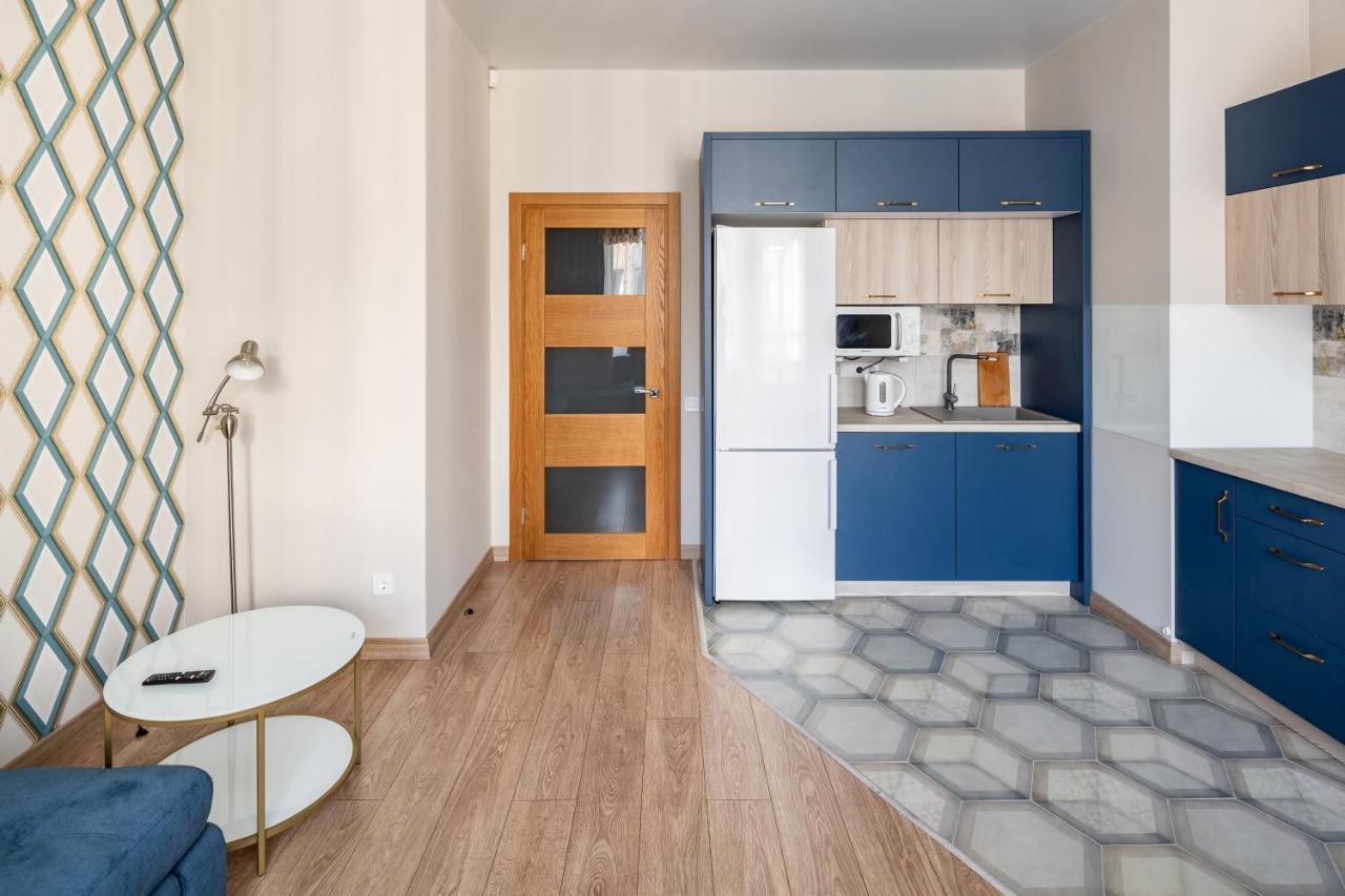 Apartment Romari гнатюка 3 *